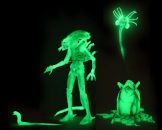 Alien Glow In The Dark Ultimate Big Chap Action Figure a NECA SDCC 2020 Exclusive